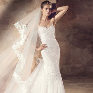 Avenue Diagonal by Pronovias Wedding Dress Umberta